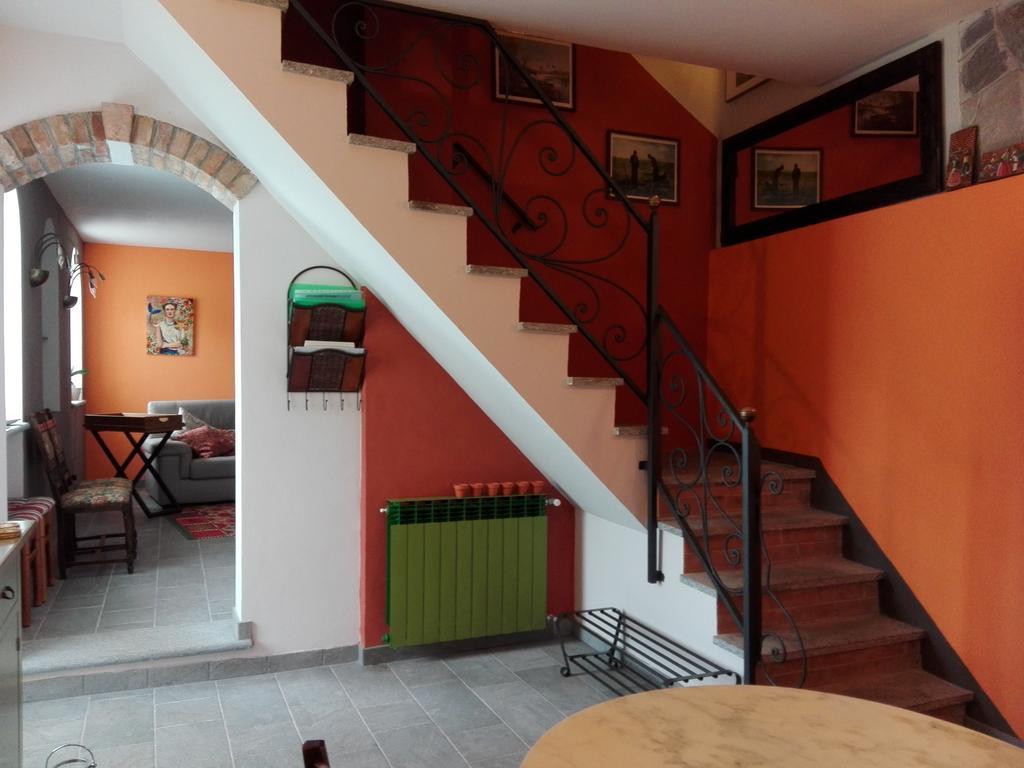 Affittacamere Casa Badinot Diano dʼAlba Esterno foto